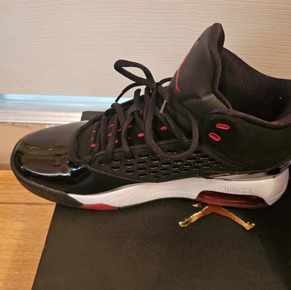 Jordan Black Athletic Shoes Performance Excellence - Picture 12 of 12